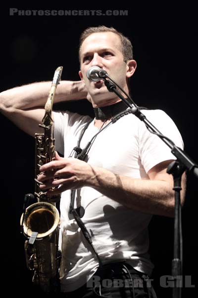 COLIN STETSON - 2013-11-01 - PARIS - Grande Halle de La Villette - 